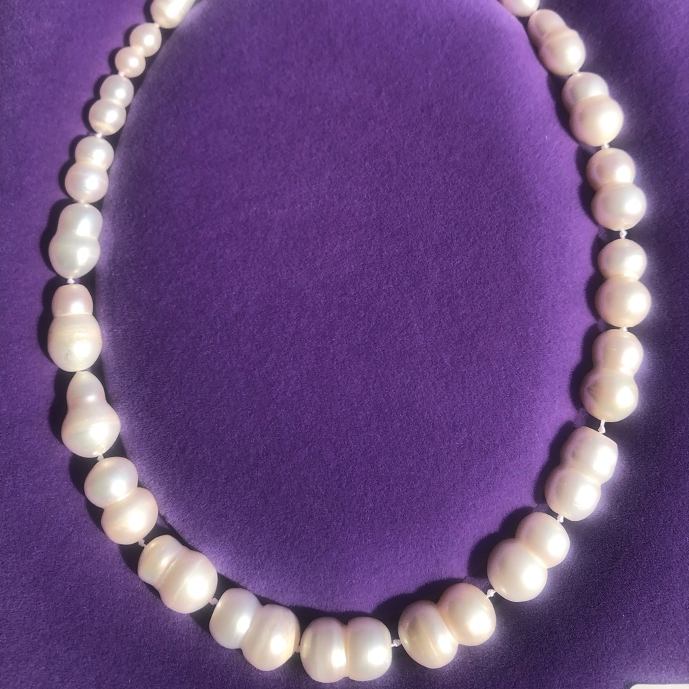 Rare genuine Twins freshwater pearls w/10kt gold over silver clasp